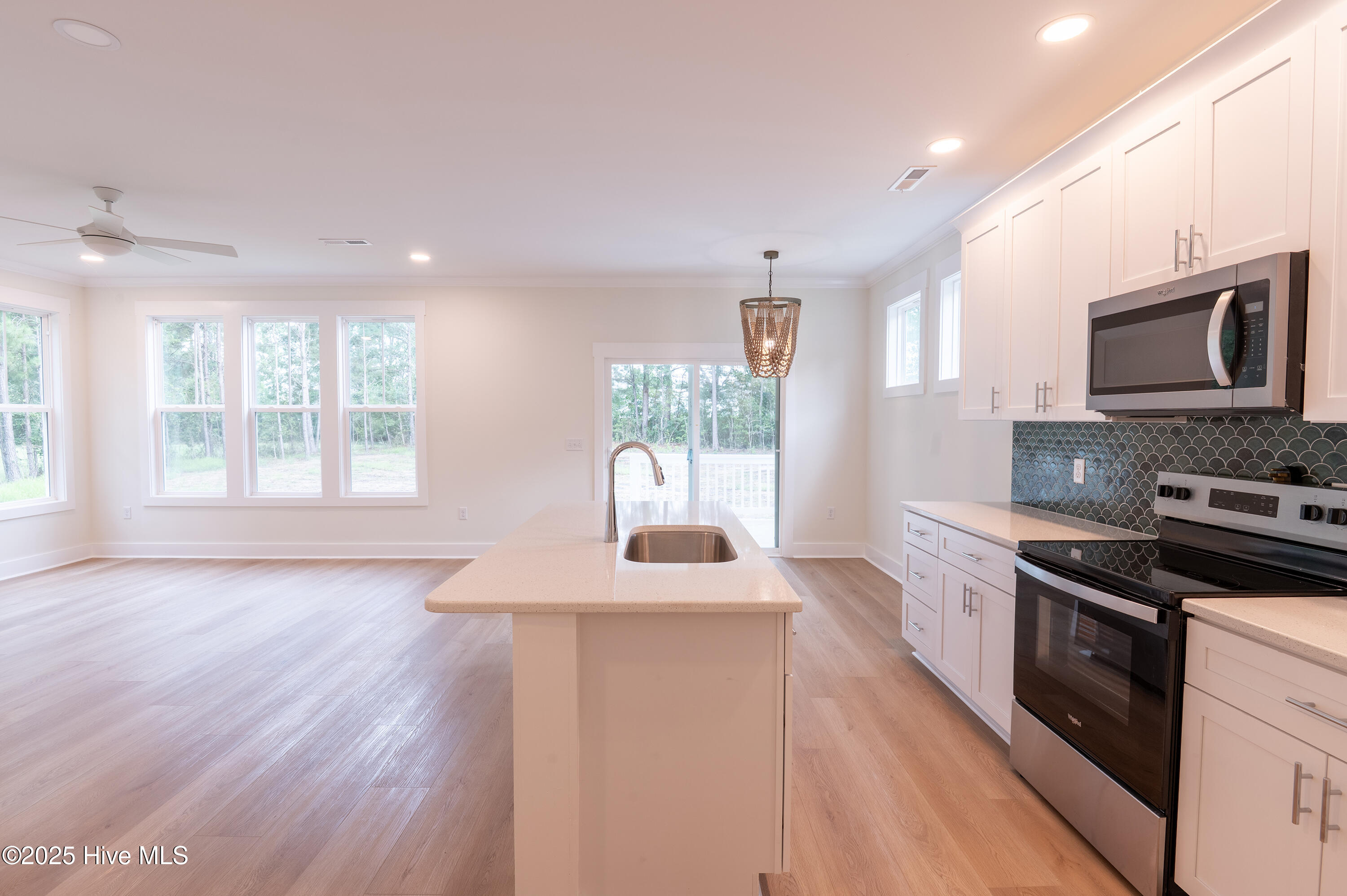 416 Timberwind Lane SE