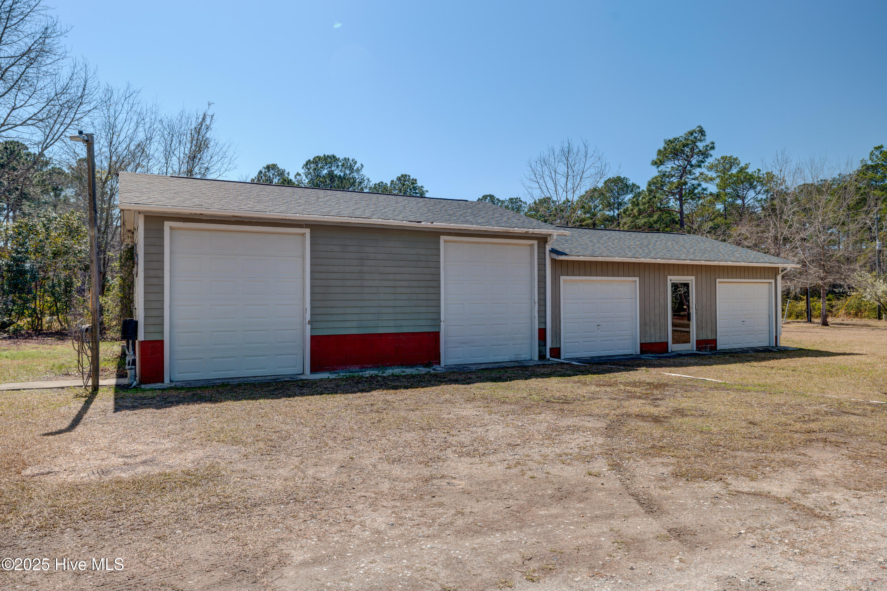 4 Chris Drive