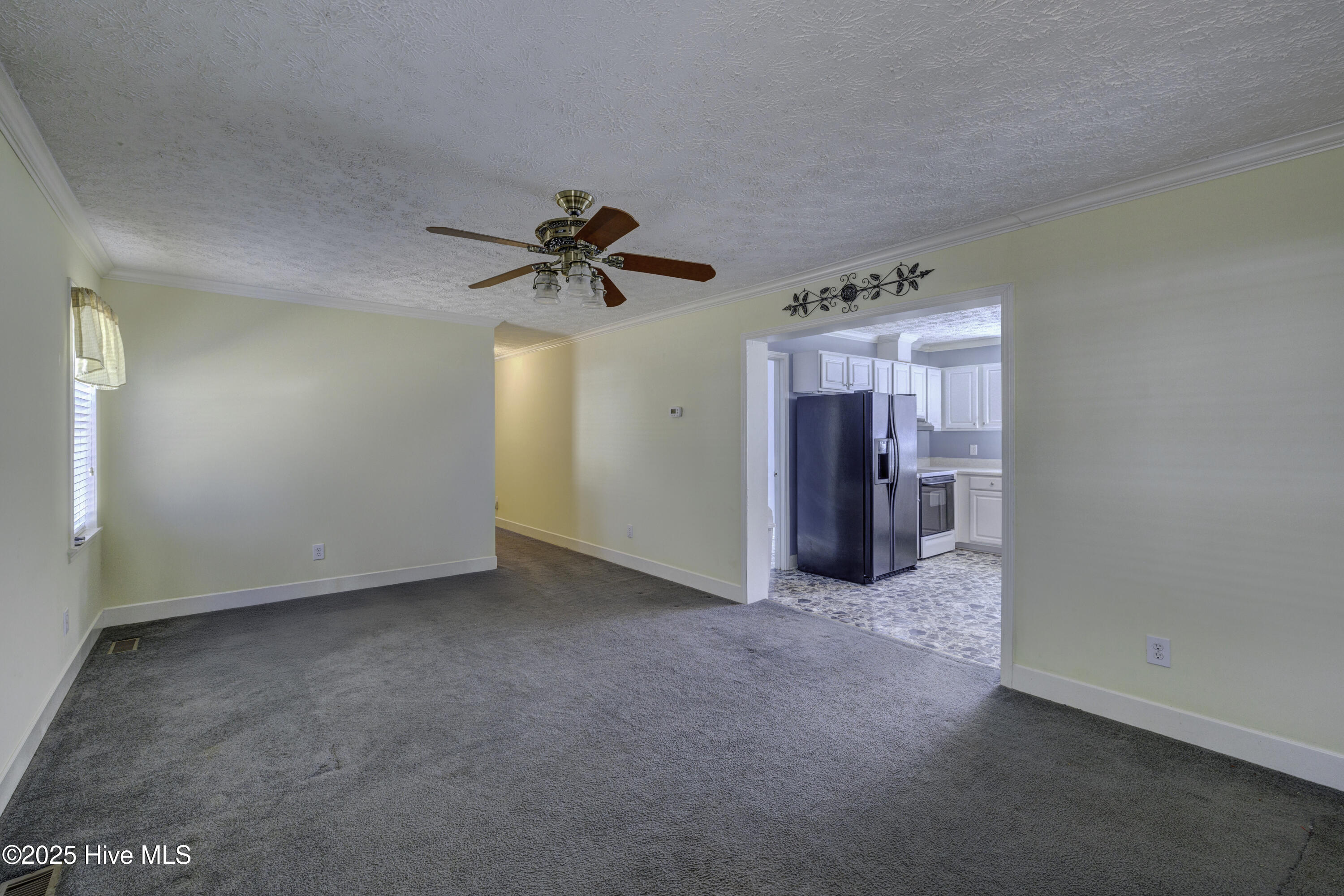 4 Chris Drive