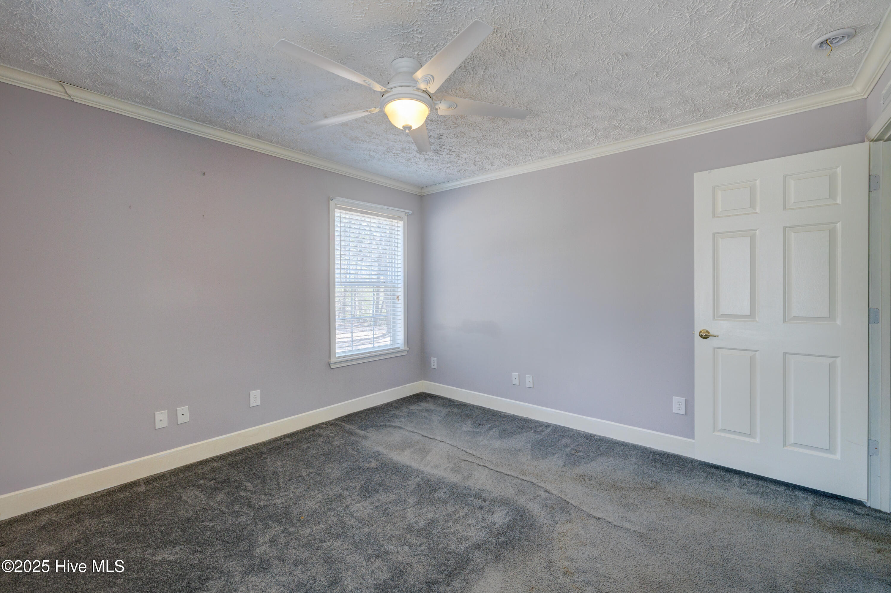 4 Chris Drive