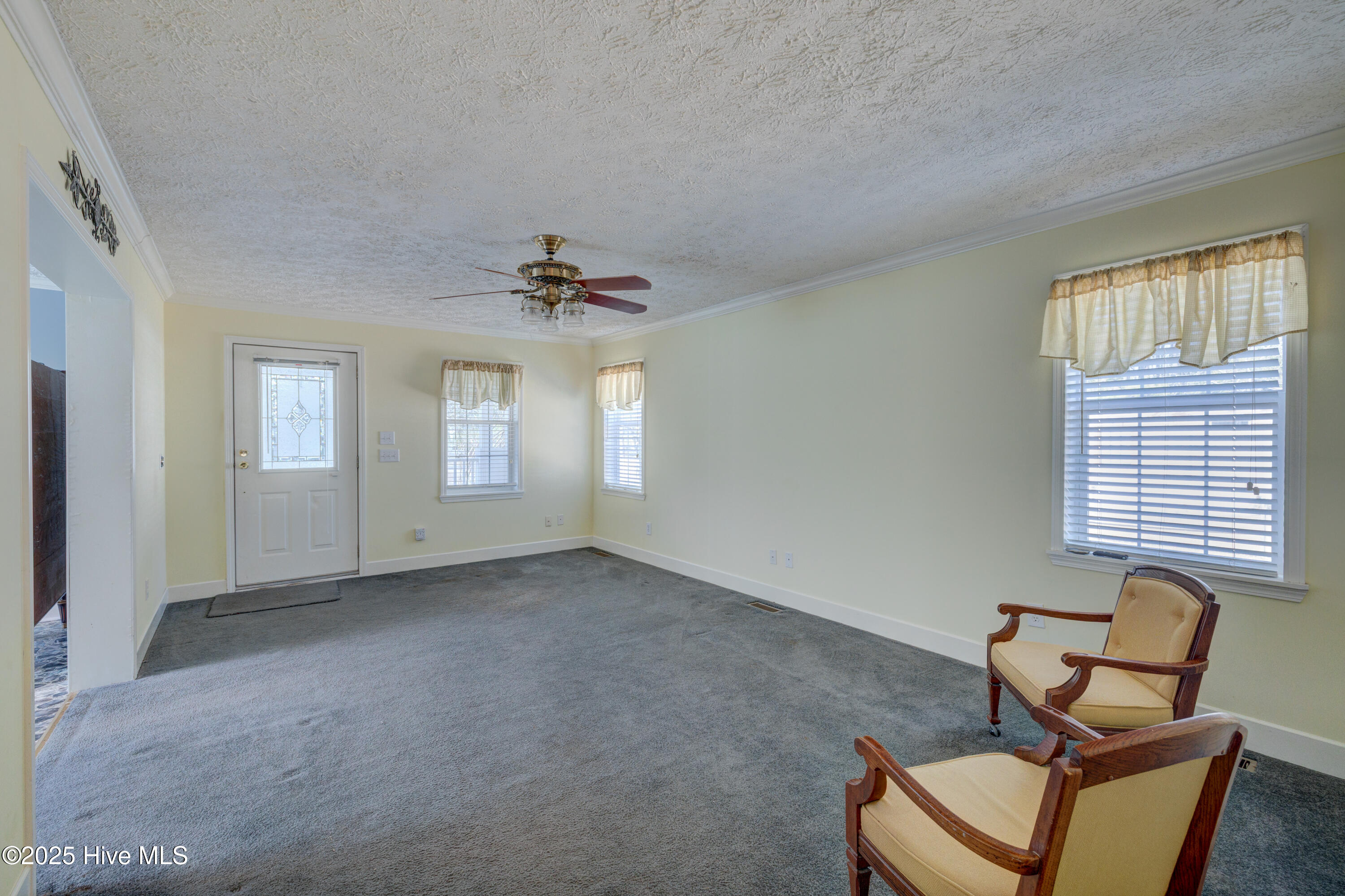 4 Chris Drive