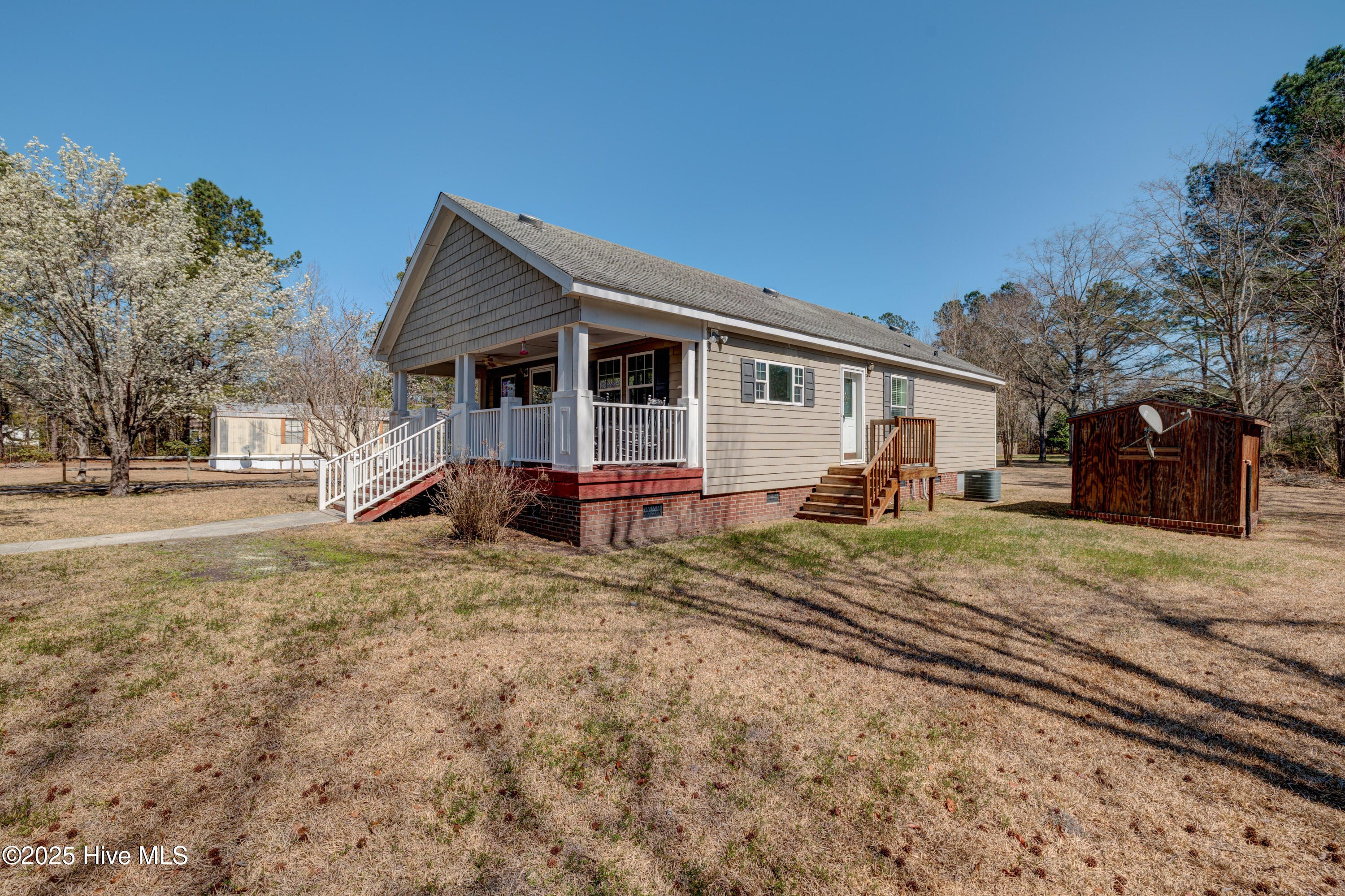 4 Chris Drive