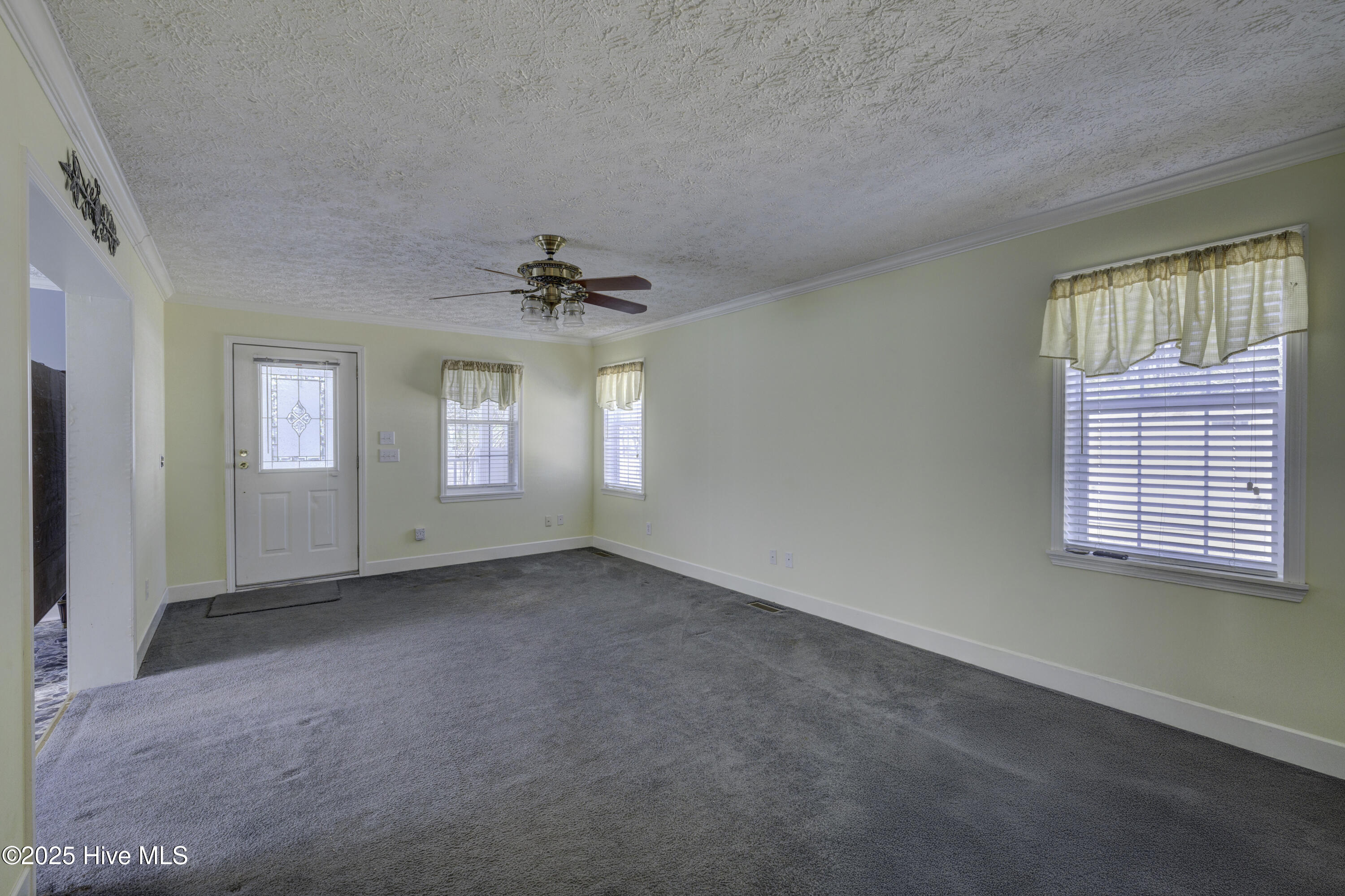 4 Chris Drive