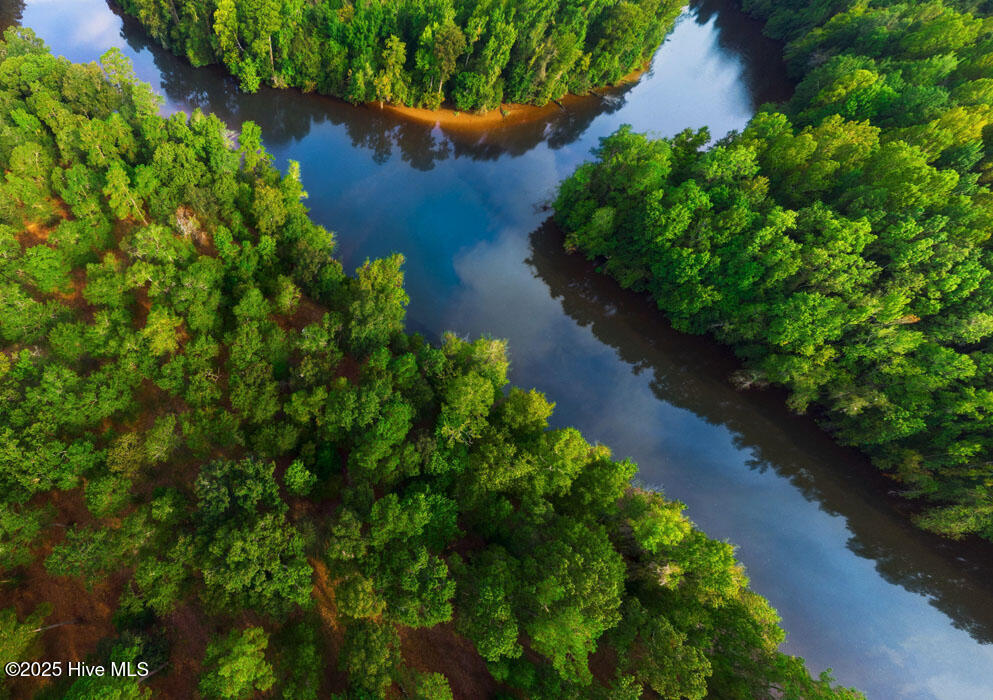 9368 Orange Manor Court NE