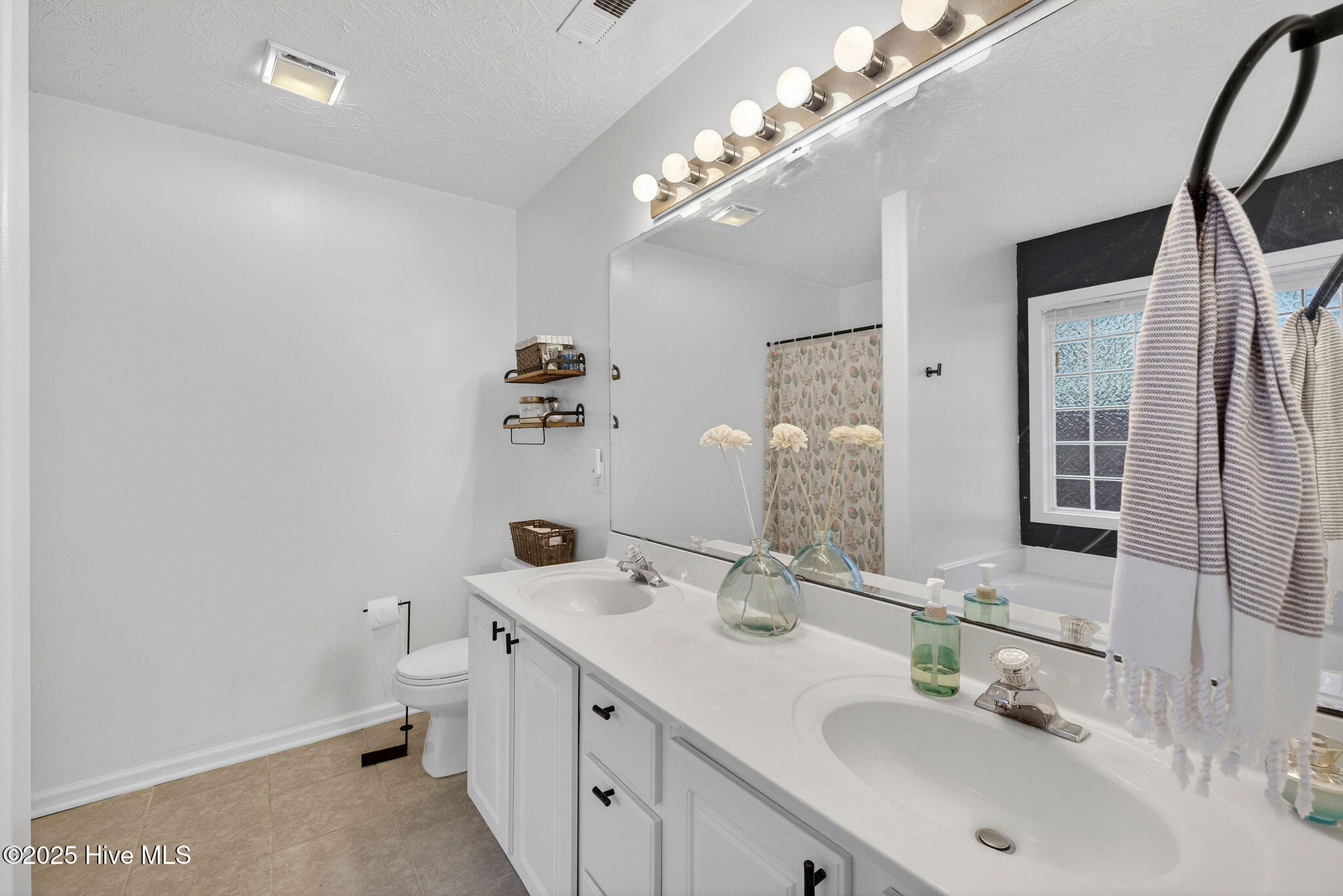 5332 Sun Coast Drive