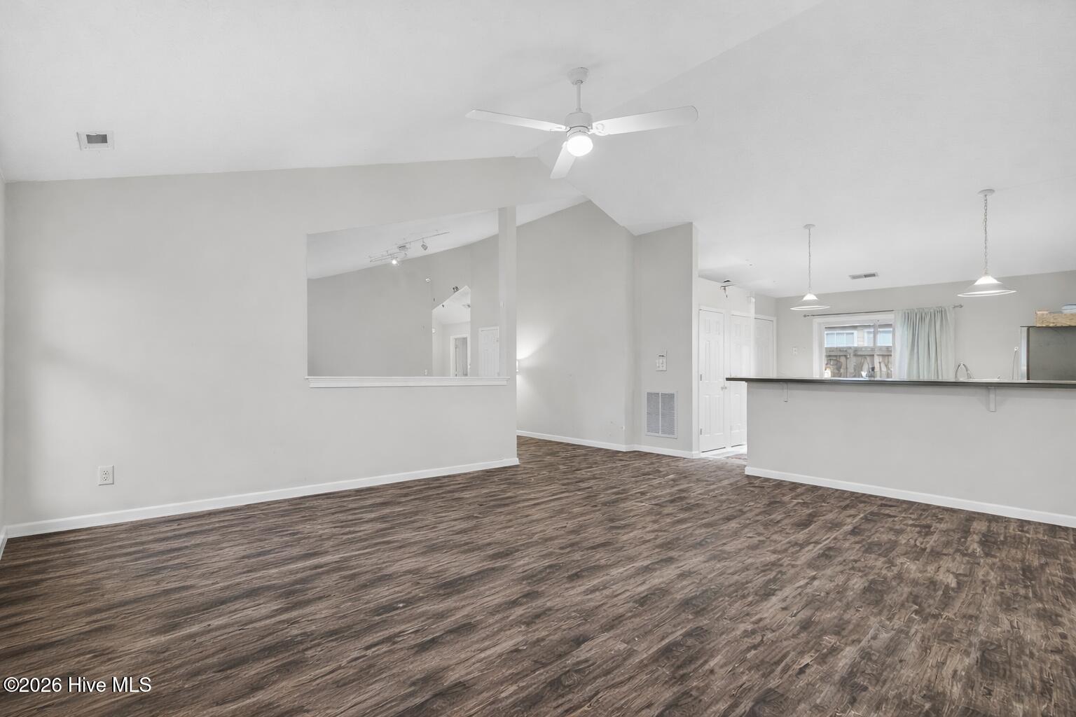 5332 Sun Coast Drive