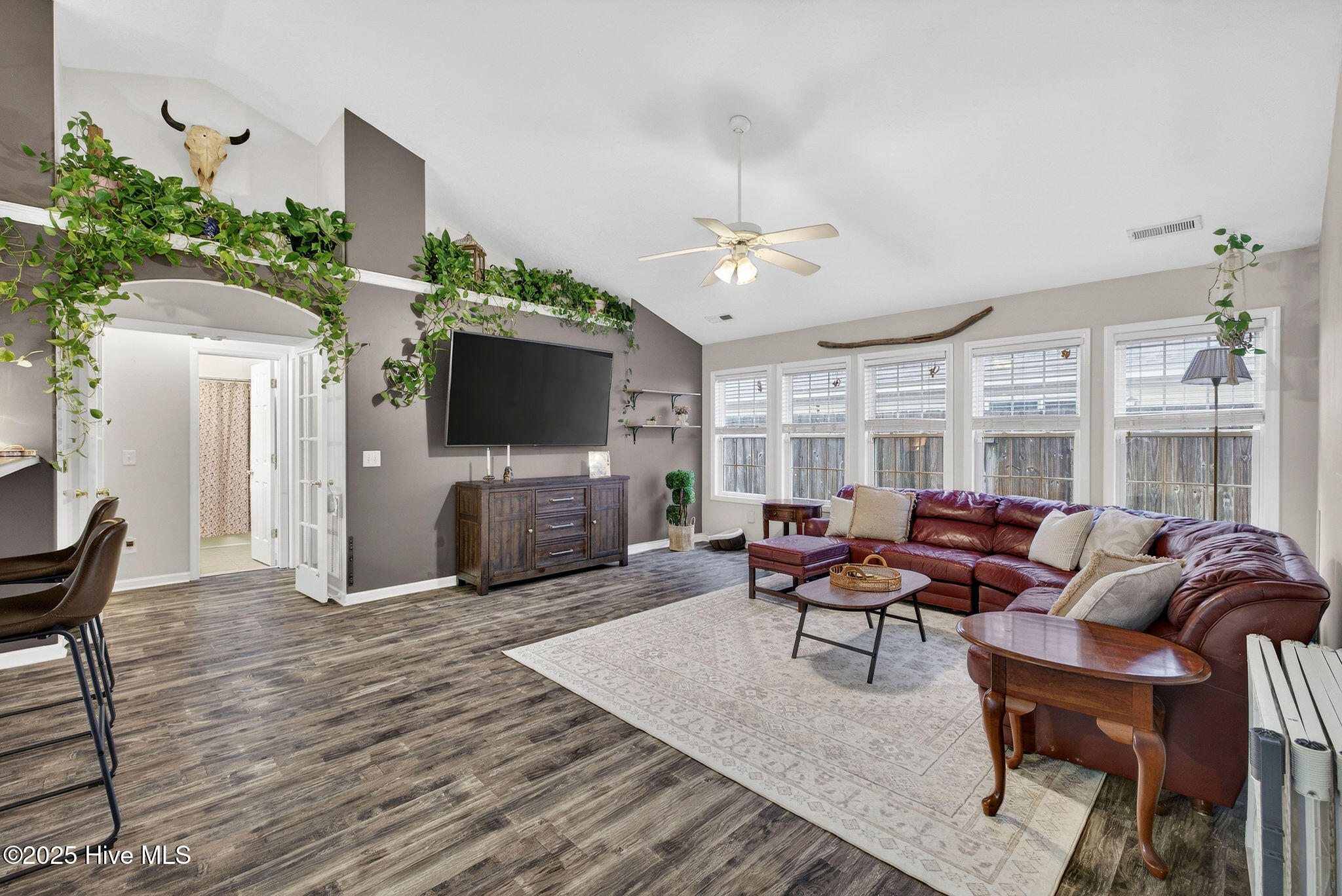 5332 Sun Coast Drive