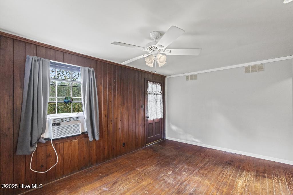 4044 Highway 11