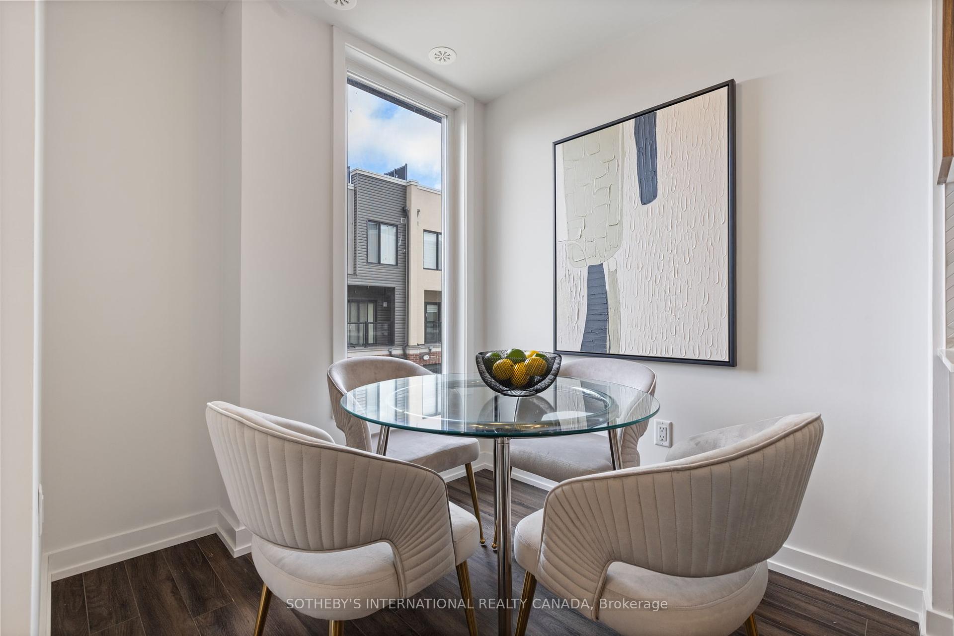 3562 Colonial Drive 16, Mississauga Unit: 16