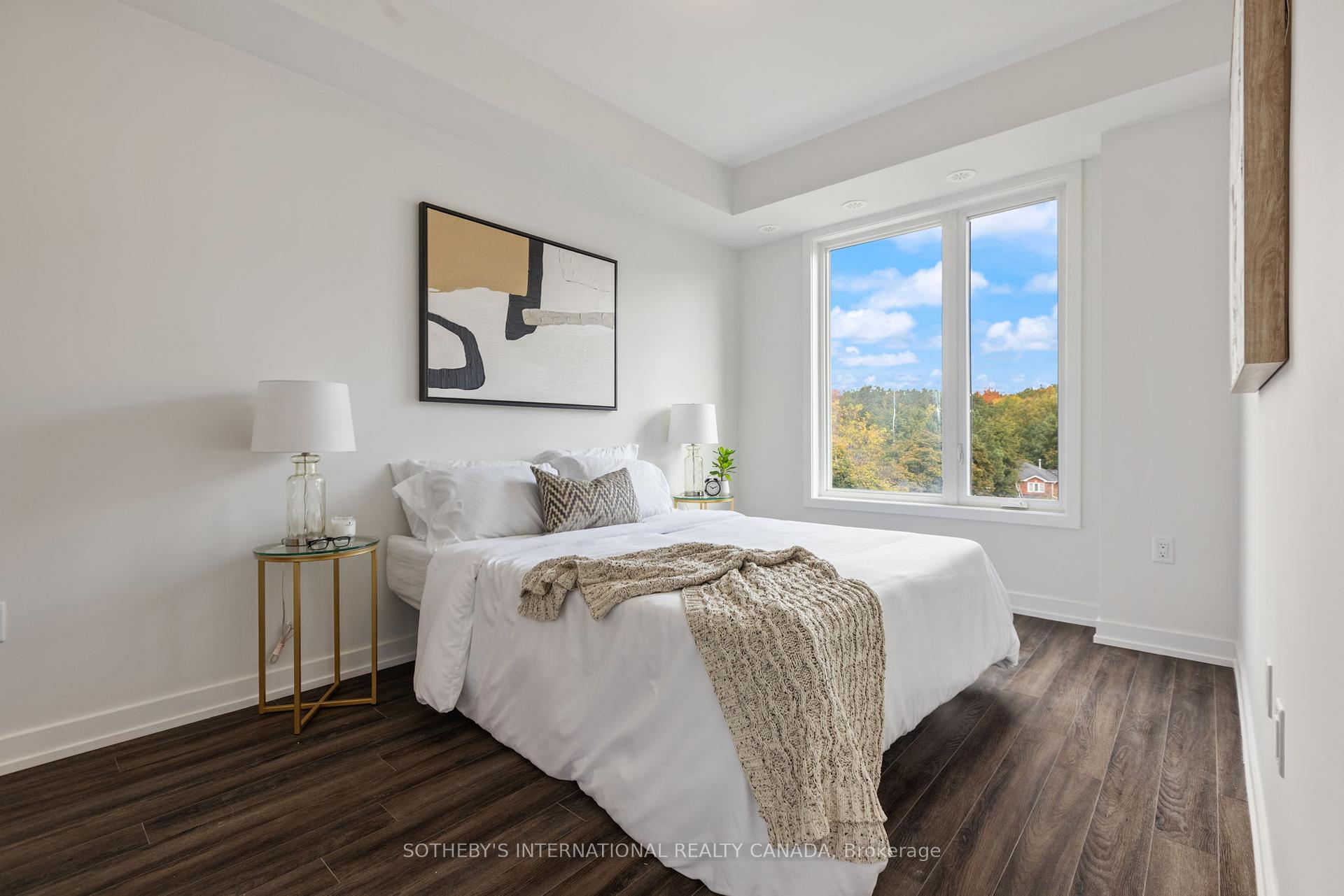 3562 Colonial Drive 16, Mississauga Unit: 16