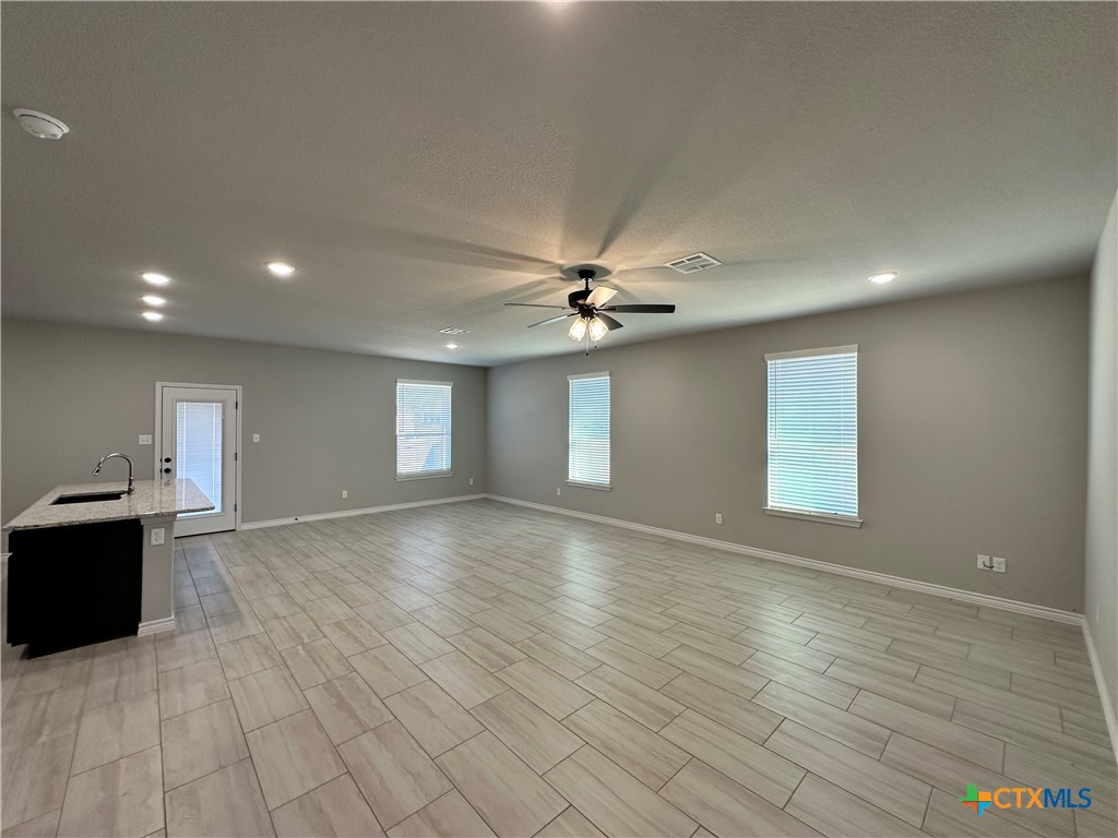 3009 Hedwig Street