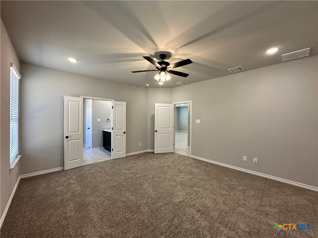 3009 Hedwig Street