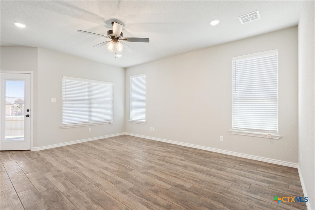 3005 Hedwig Street