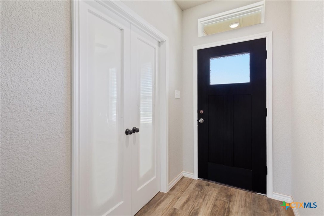 3005 Hedwig Street