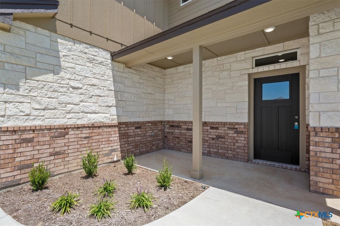 3005 Hedwig Street