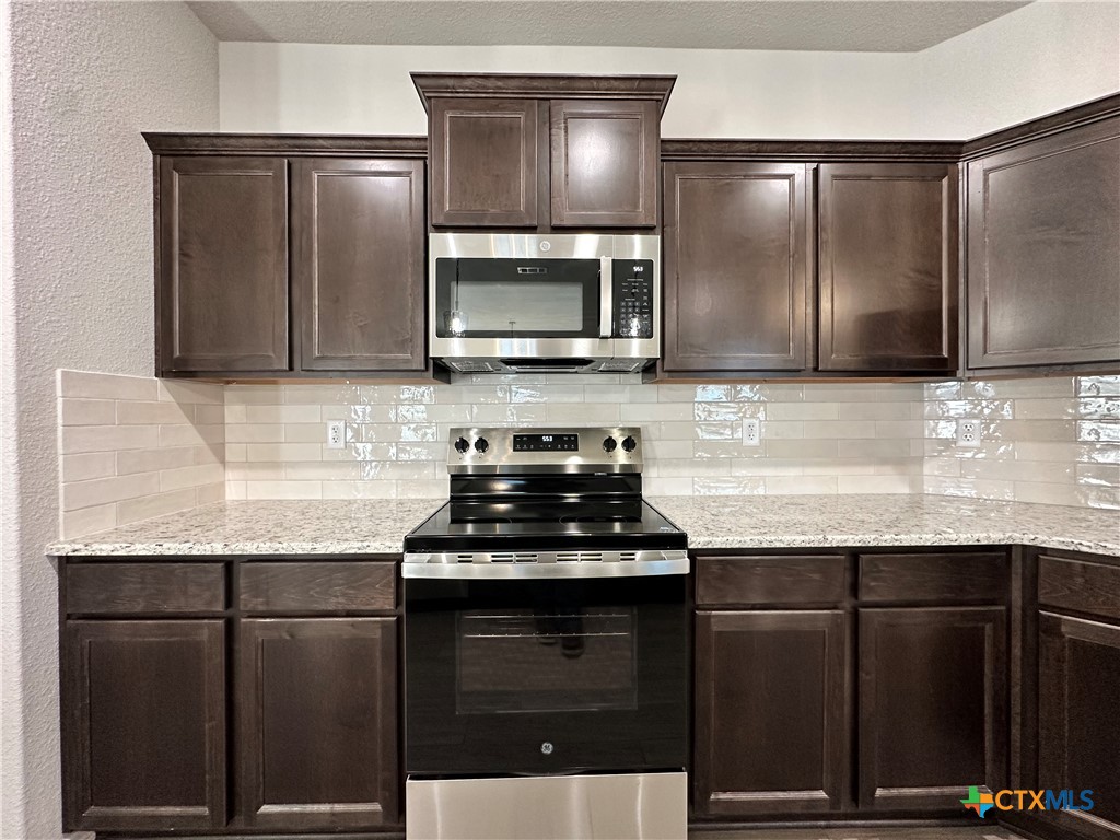 2598 Settlers Oak Drive