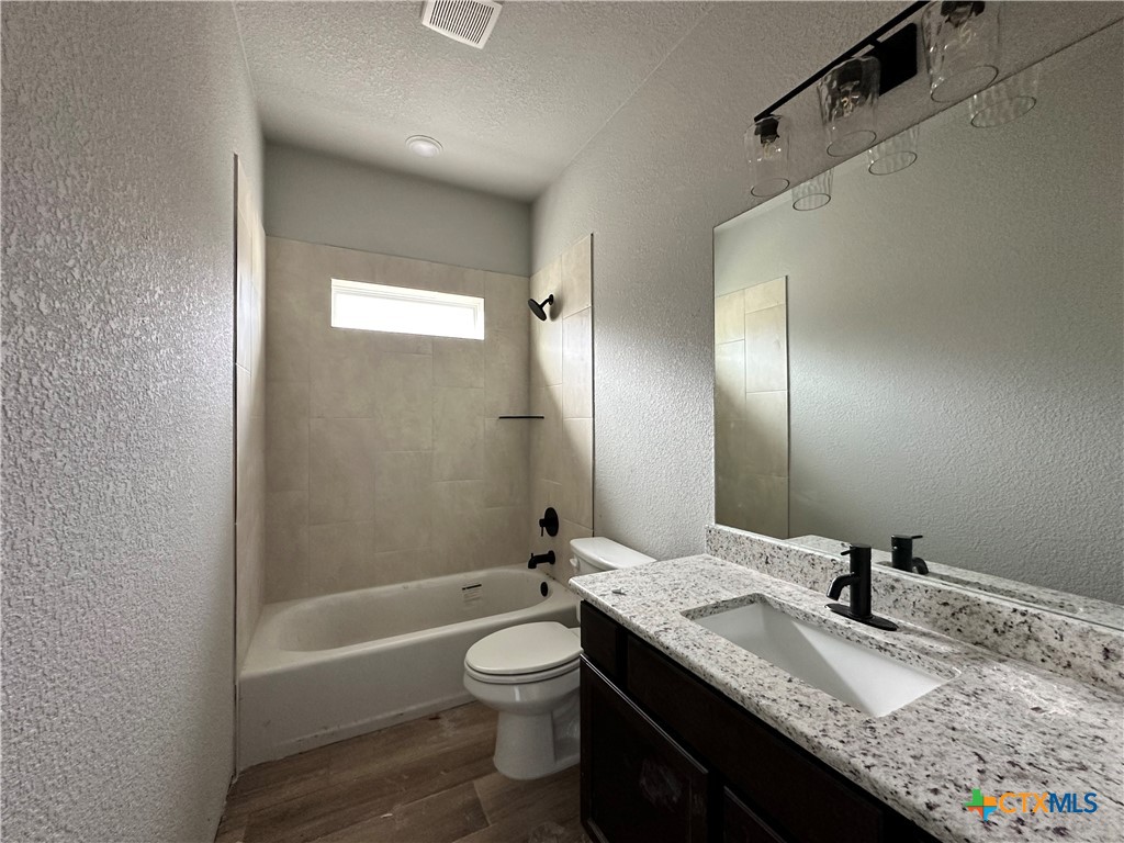 2571 Cedar Glen Drive