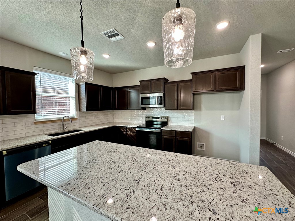 2583 Cedar Glen Drive