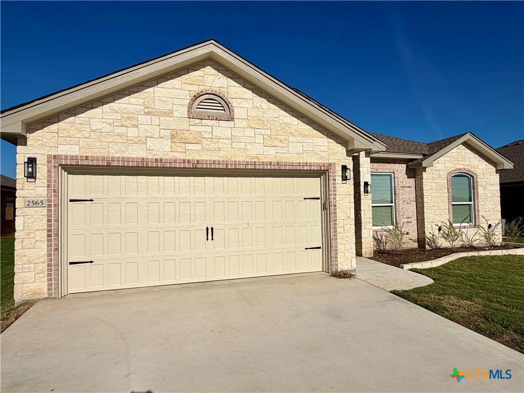 2565 Cedar Glen Drive