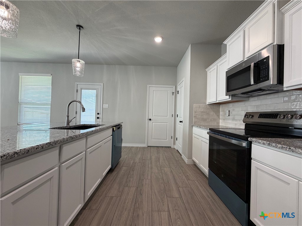 2570 Settlers Oak Drive