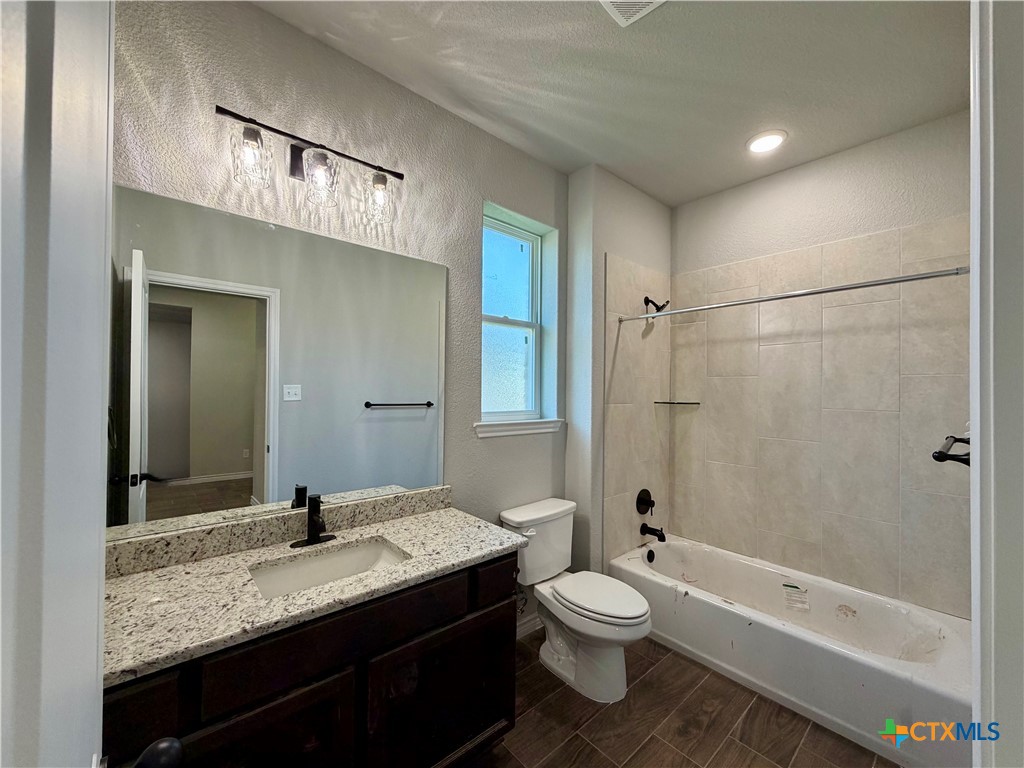 2559 Cedar Glen Drive