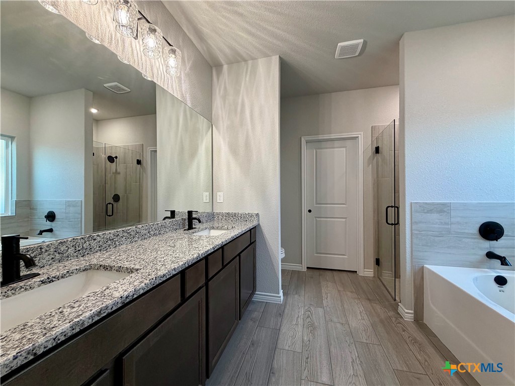 2554 Settlers Oak Drive