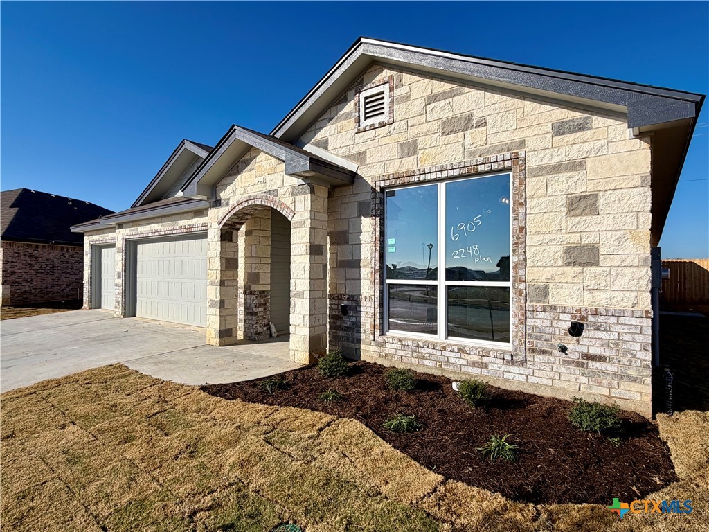 6905 Wizard Drive