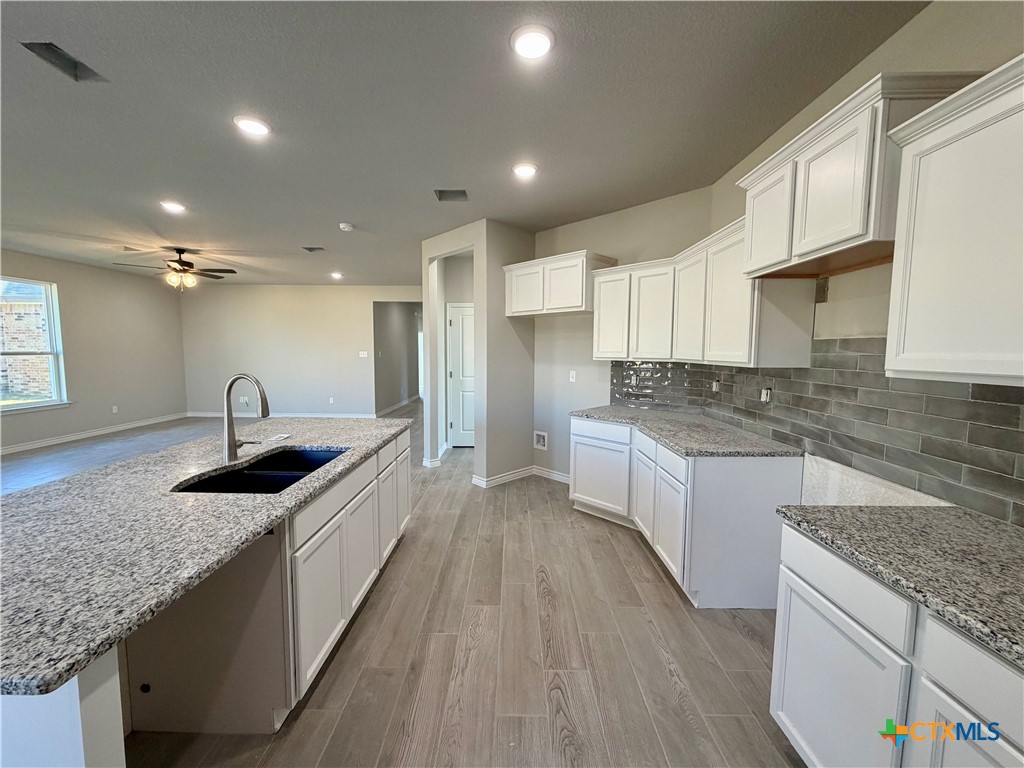 6905 Wizard Drive
