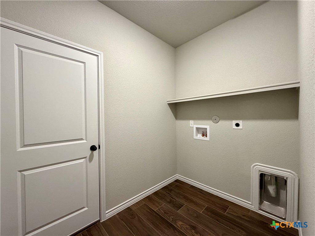 6903 Wizard Drive