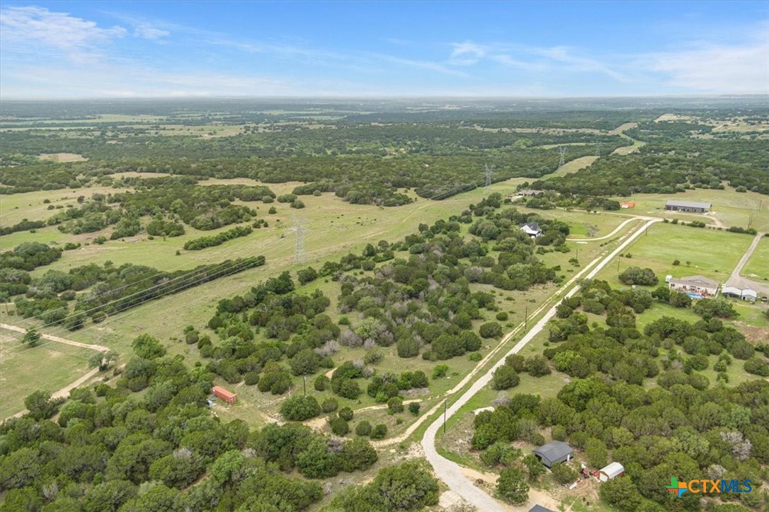 809 County Road 4717