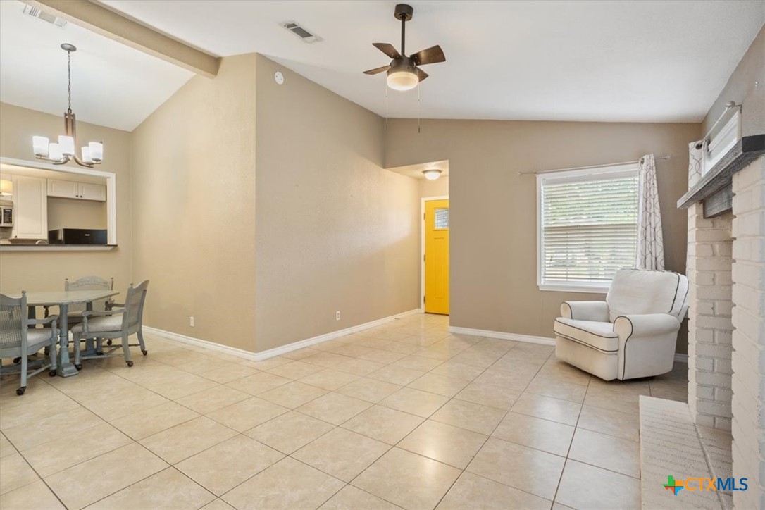 2722 Alamo Trail