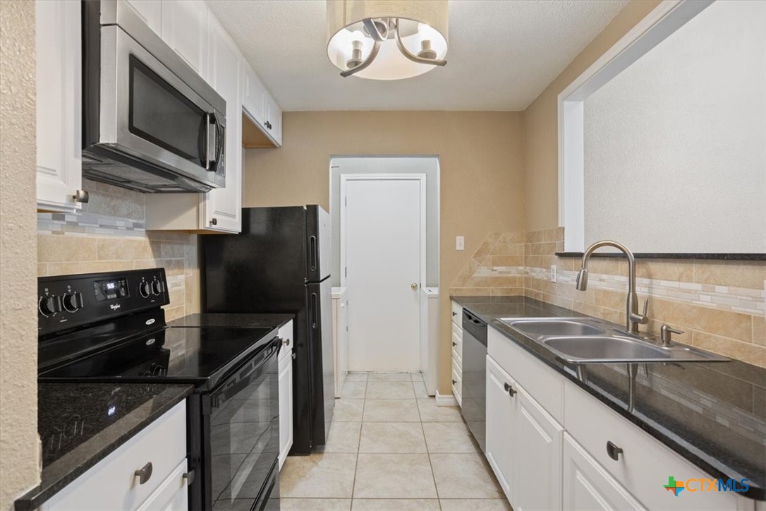 2722 Alamo Trail