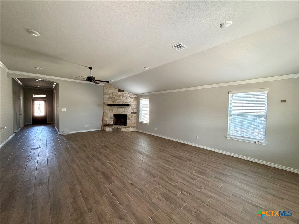 2619 Cowgirl Trail