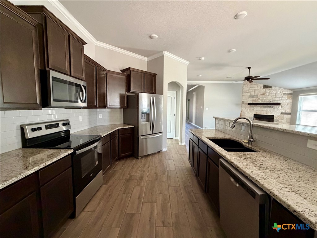 2619 Cowgirl Trail