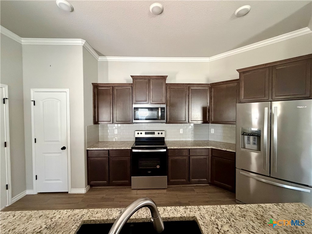 2619 Cowgirl Trail