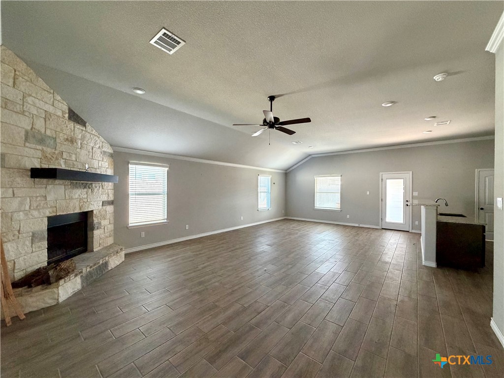 2619 Cowgirl Trail
