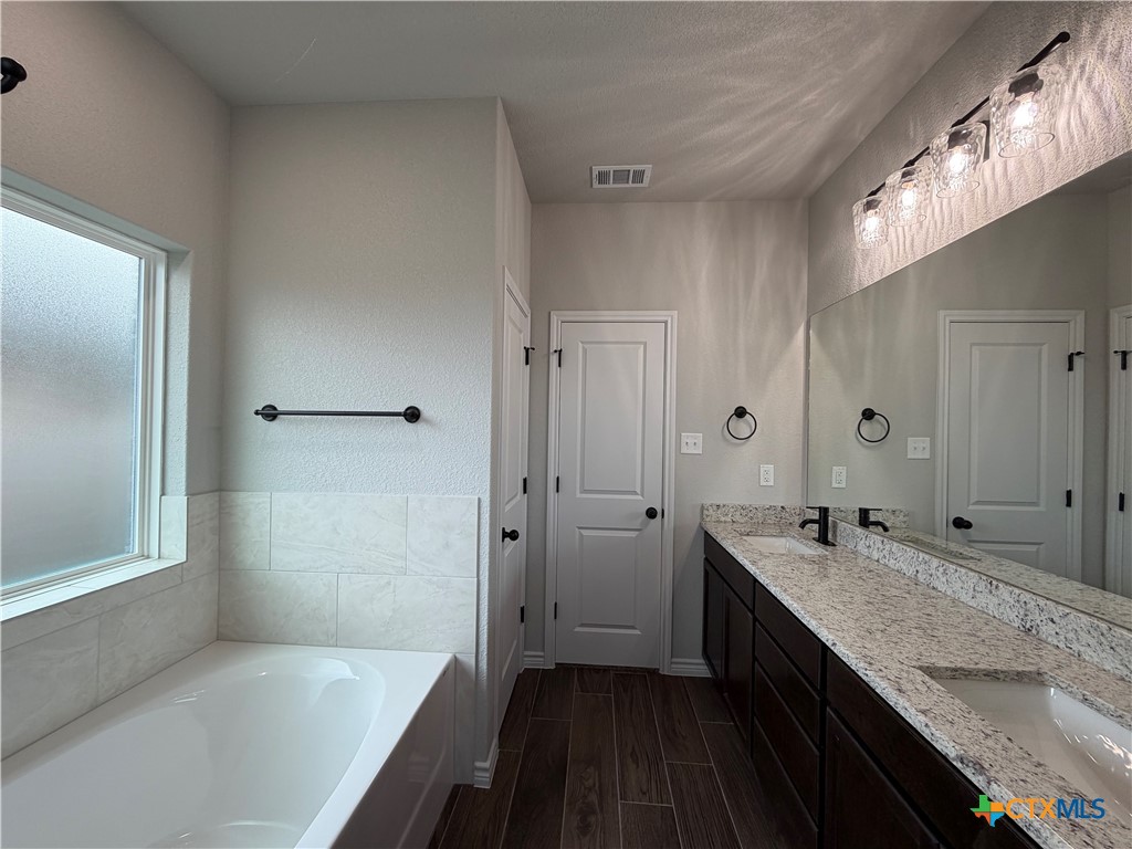 2553 Cedar Glen Drive