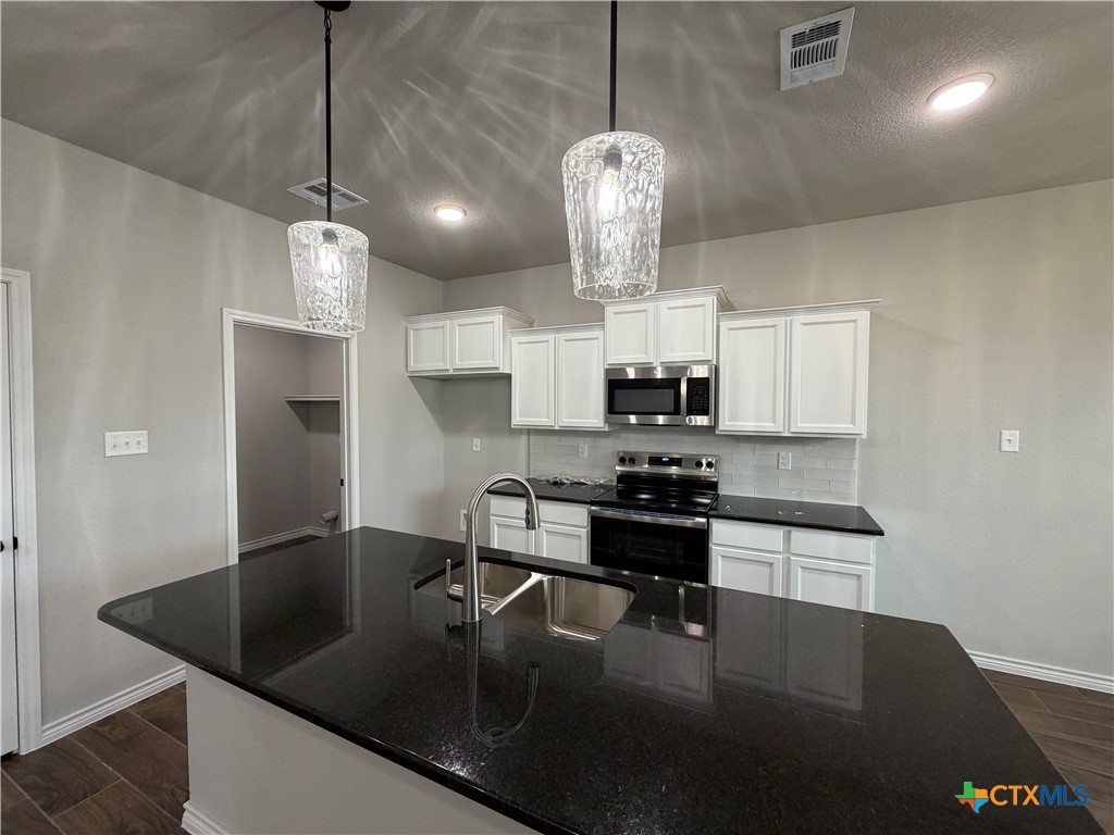 2547 Cedar Glen Drive
