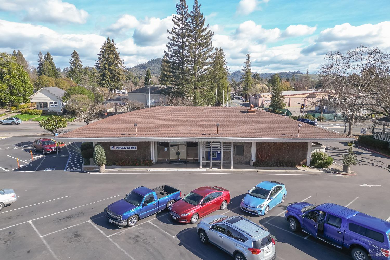 505-515 Healdsburg Ave