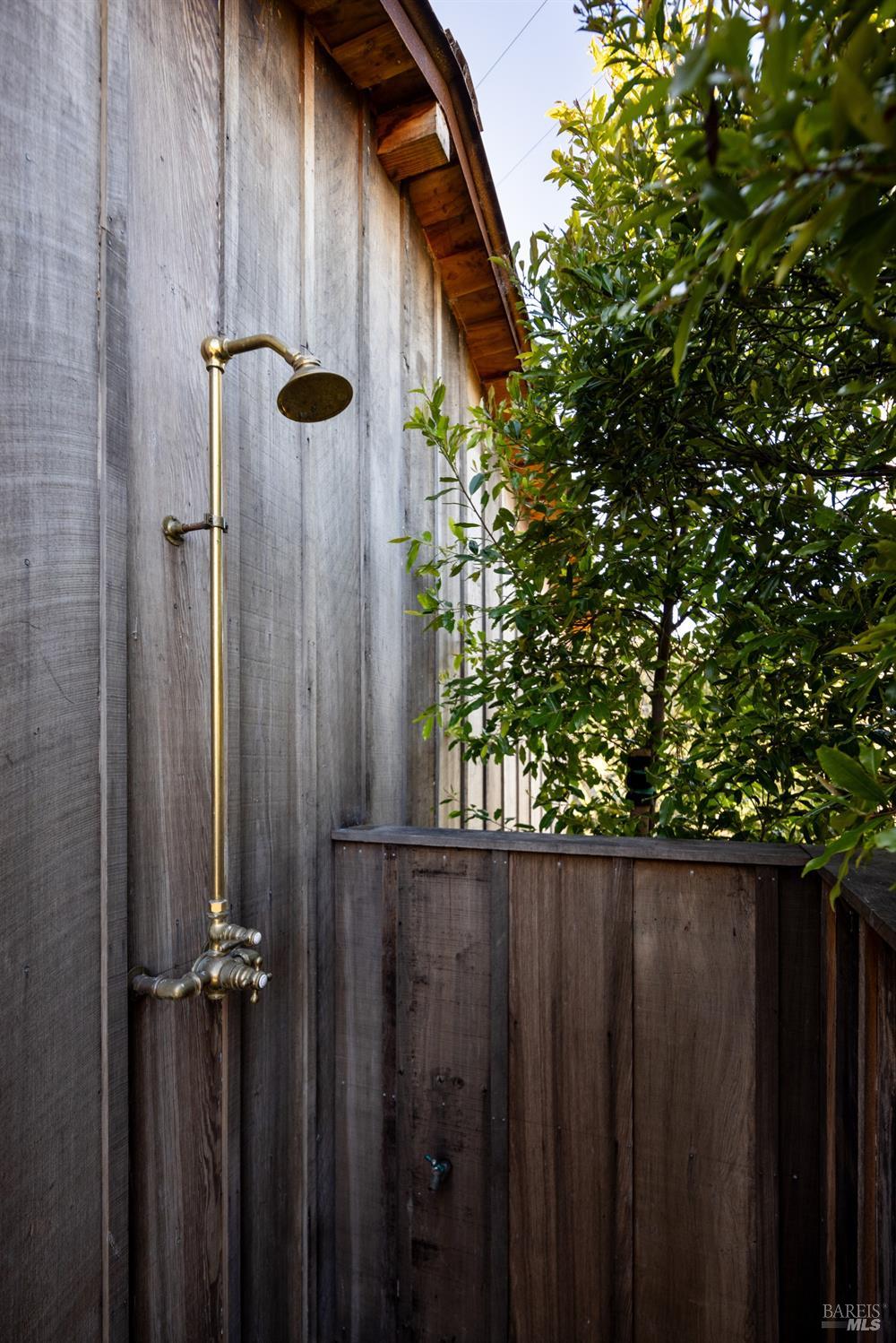 605 Horseshoe Hill Rd