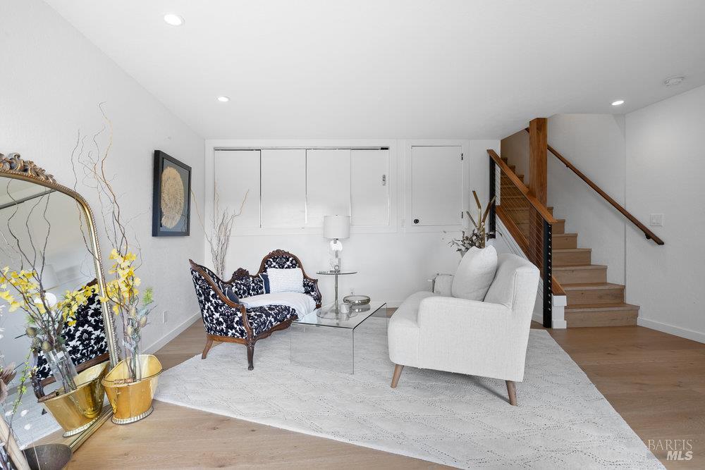 264 Bay Vista Cir