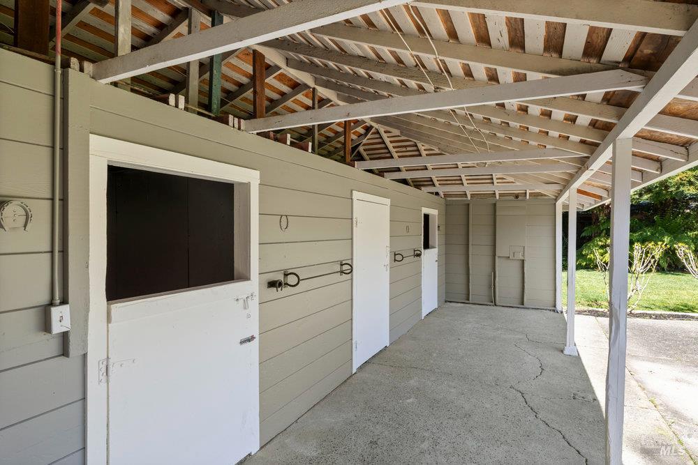 1321 Butterfield Road