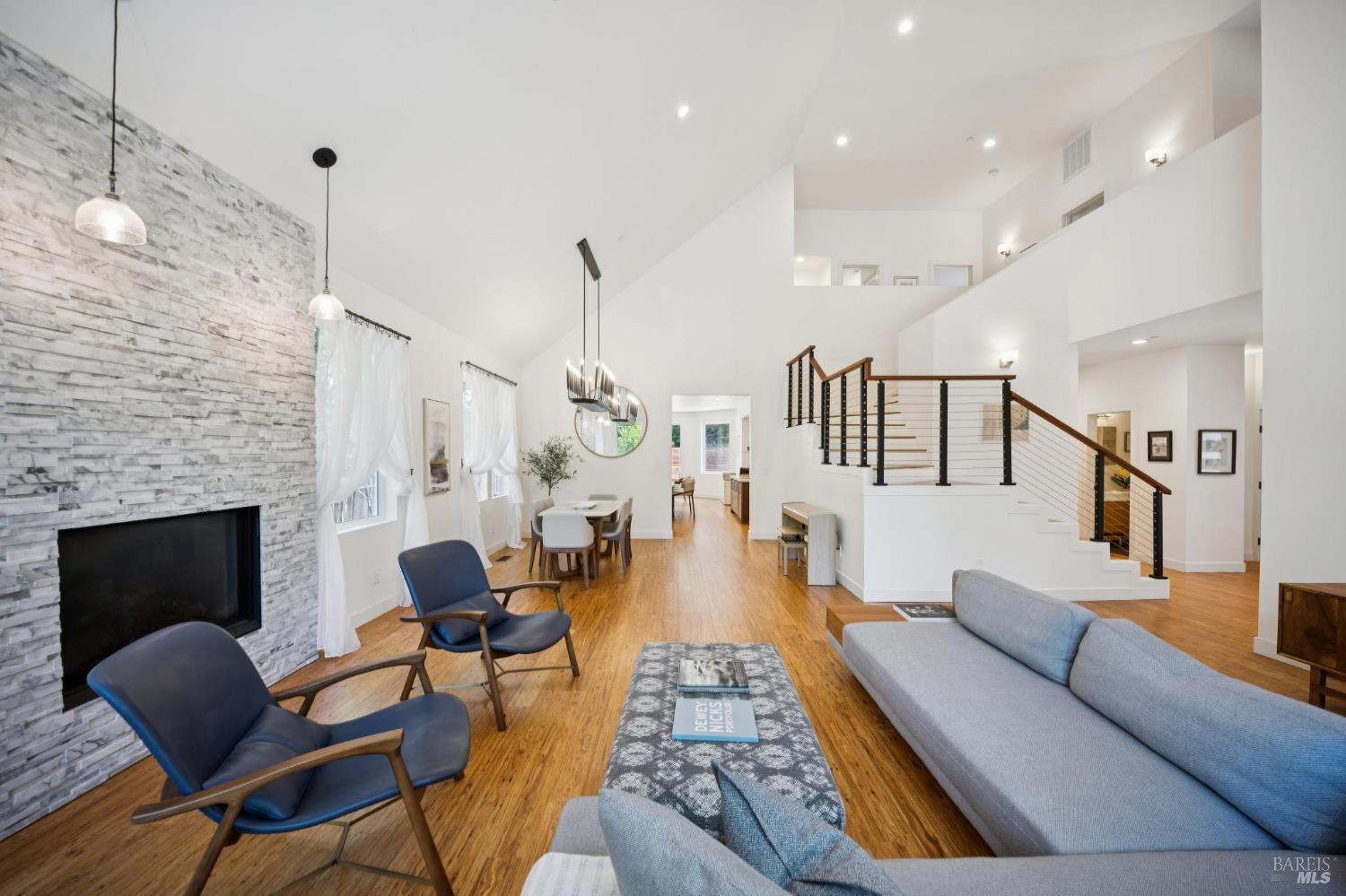 30 Oak Knoll Drive