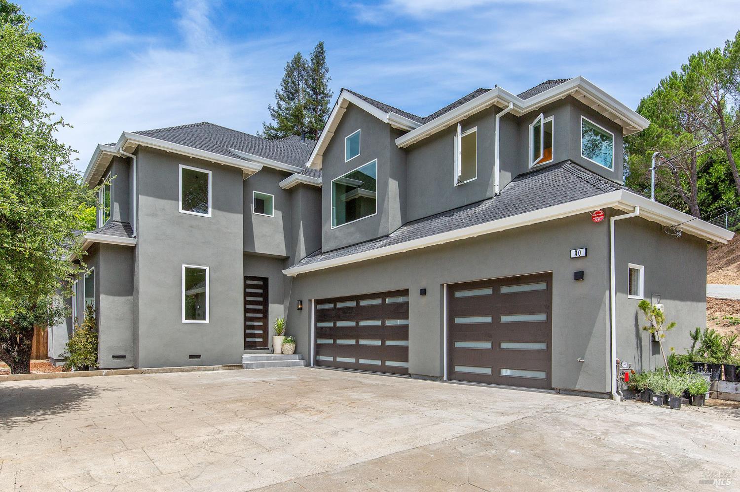 30 Oak Knoll Drive