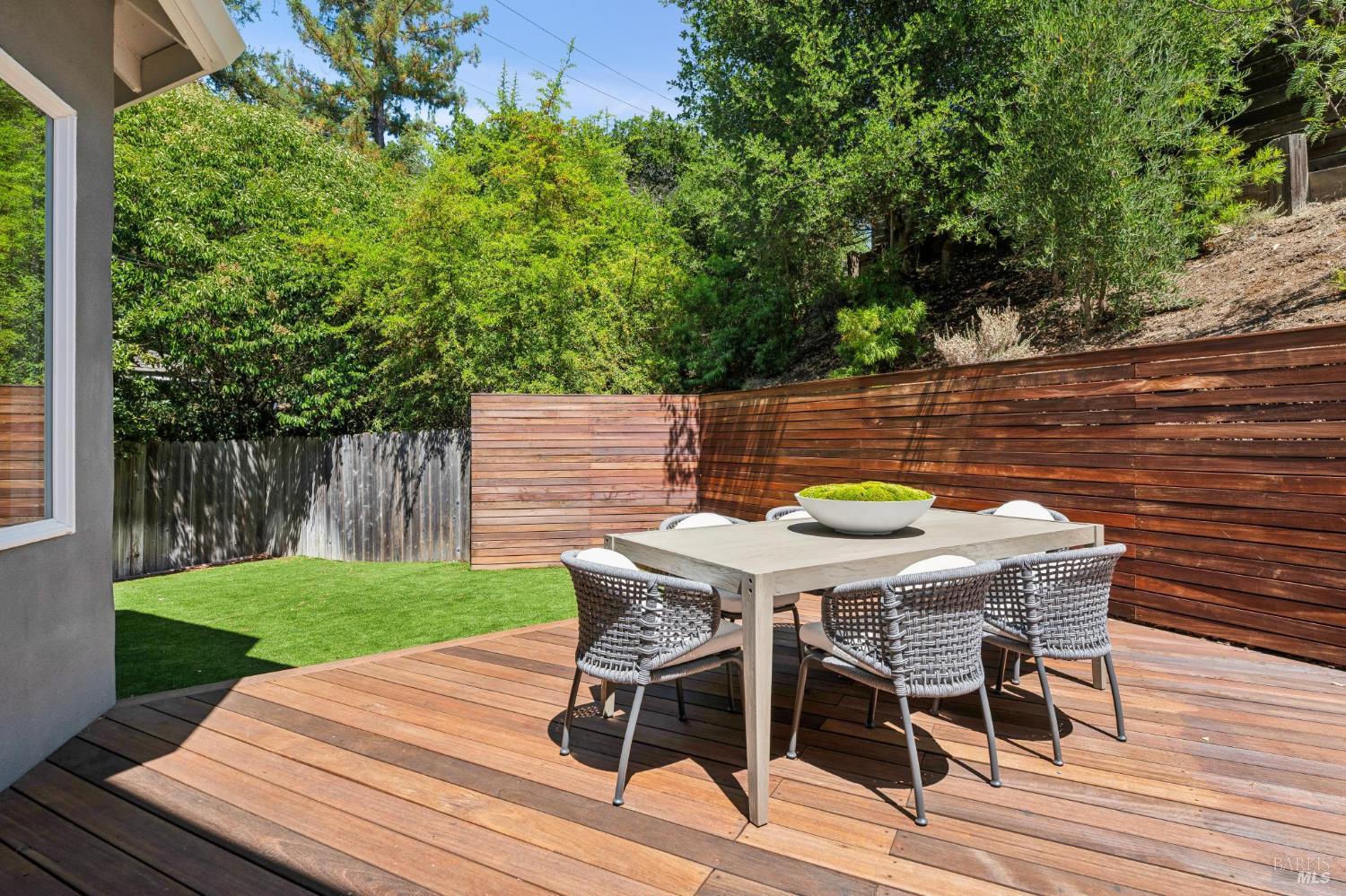 30 Oak Knoll Drive
