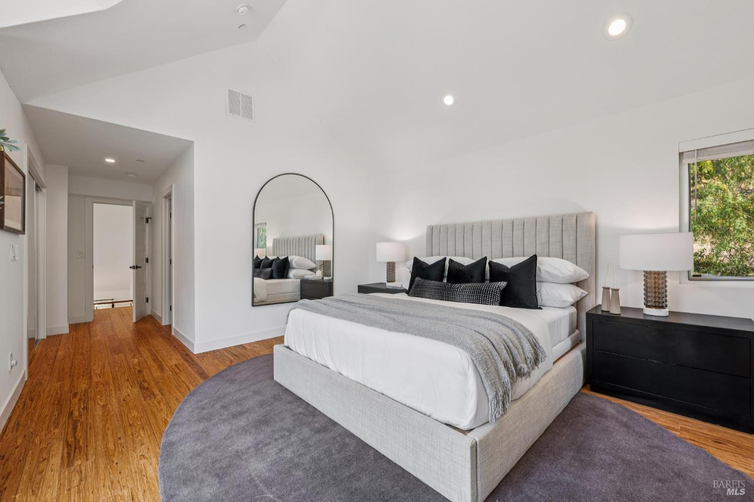 30 Oak Knoll Drive