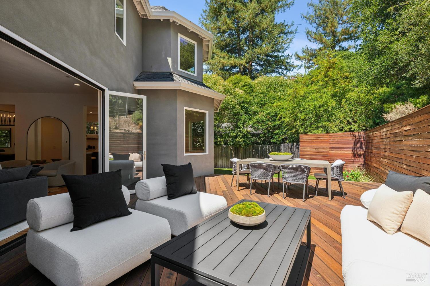 30 Oak Knoll Drive