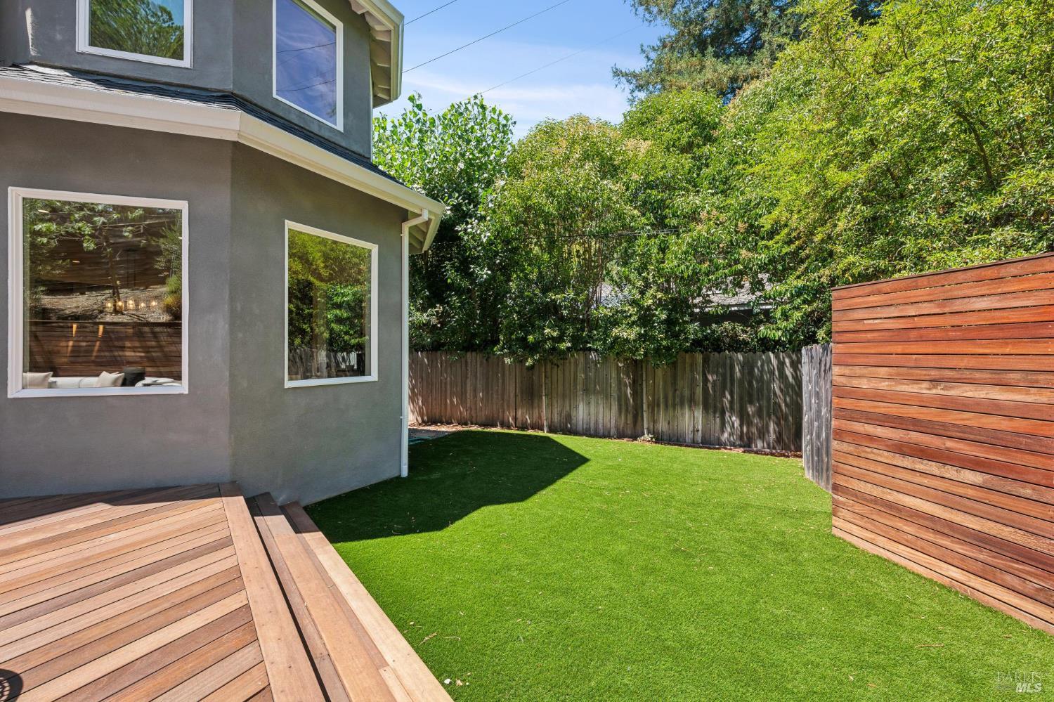 30 Oak Knoll Drive