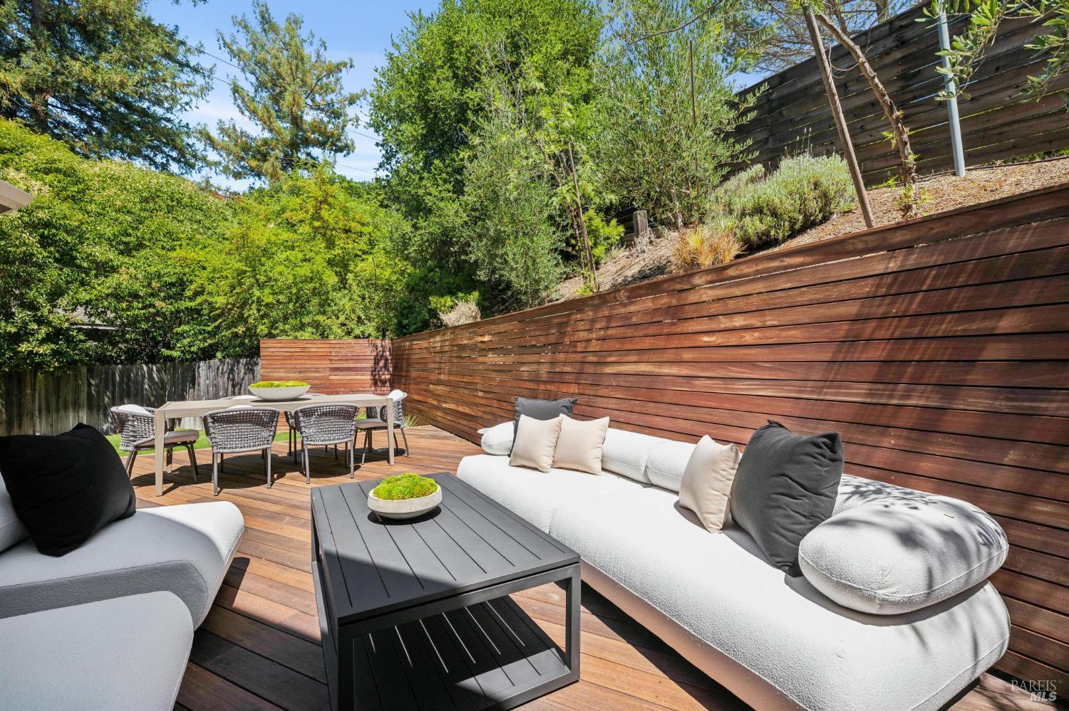 30 Oak Knoll Drive