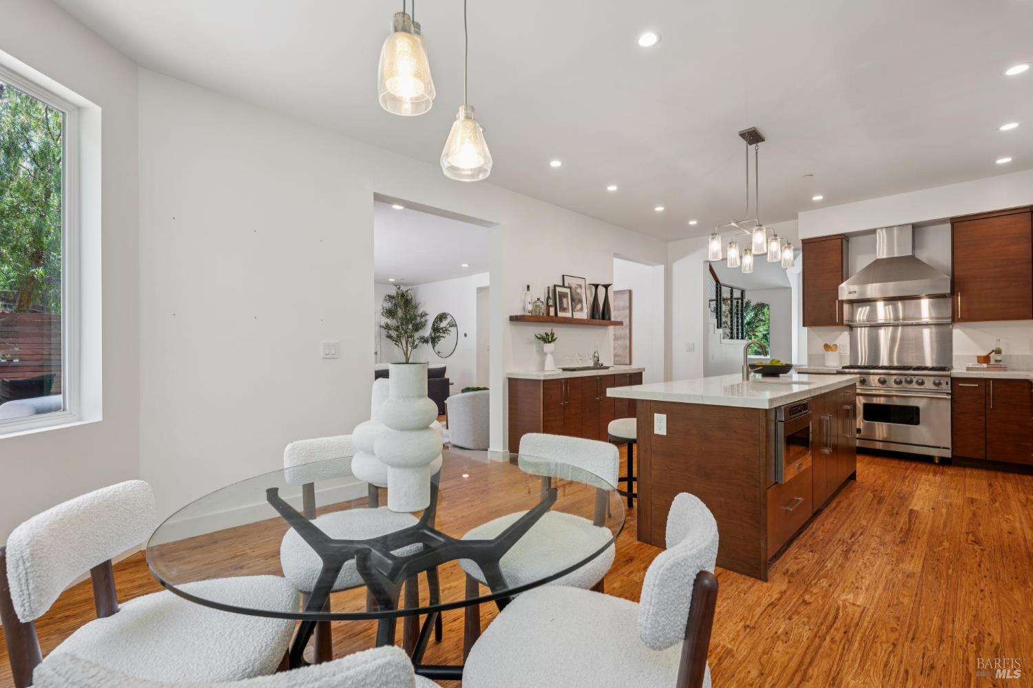 30 Oak Knoll Drive